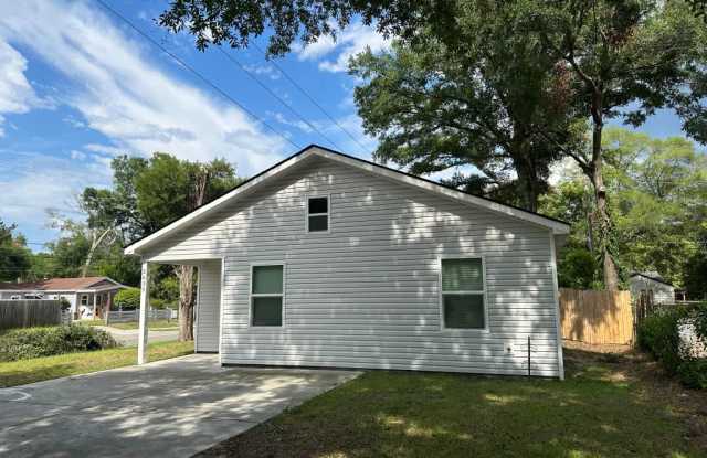 2635 South Allen Drive Gallery 1