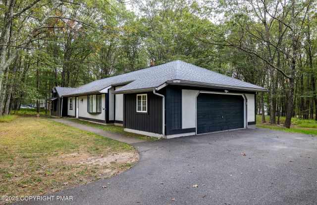 234 Upper Ridge Drive - 234 Upper Ridge Drive, Sierra View, PA 18330