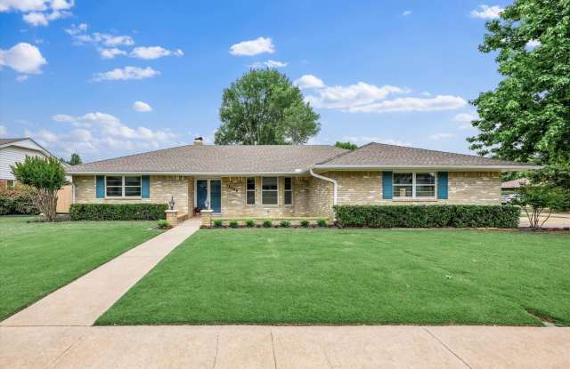 Modern Details and Interiors to a sought-after Classic Edmond Neighborhood Home!!!! Top to Bottom and Oklahoma Christian is in eyesite! photos photos
