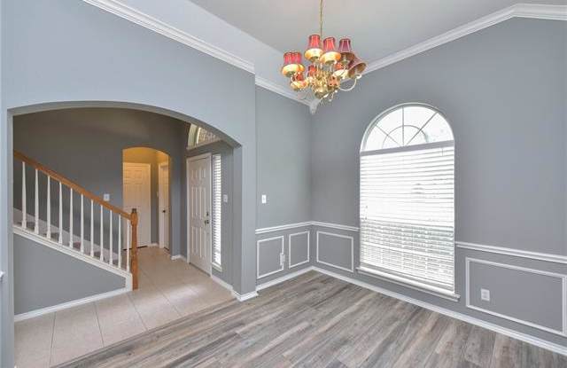4309 Wyndham Drive Gallery 3