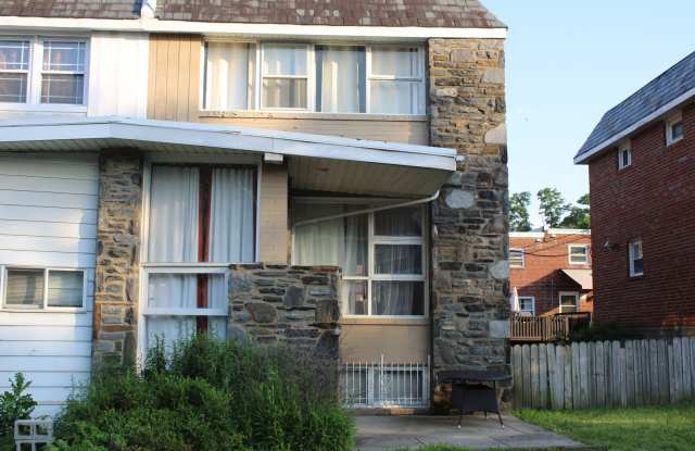Now Leasing | Beautiful 3-Bedroom Home with Finished Basement & Garage photos photos