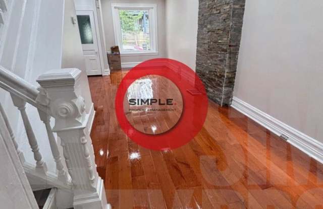 Huge 4-bedroom 1 bath in Historic District Gallery 4