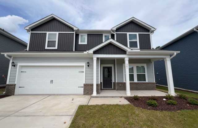 Stunning New Construction 5BD/3BA Wendell Home with 2-Car Attached Garage and a Fenced Yard Within a Gorgeous HOA Community - 941 Avonmore Drive, Wake County, NC 27591