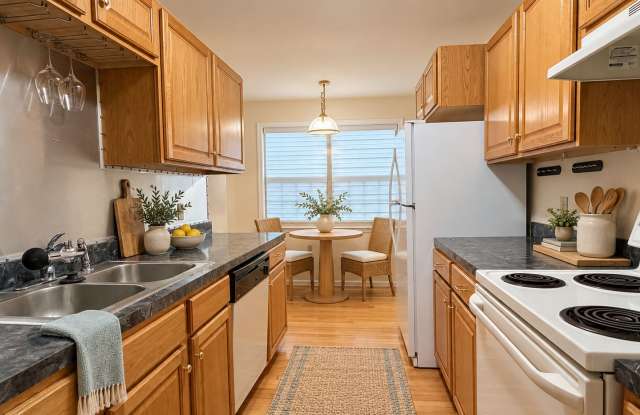Renovated 2-Bedroom Townhouse with Two-Car Garage & Private Patio Gallery 3