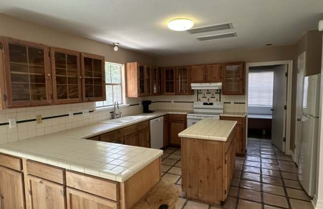 8031 River Road Gallery 3