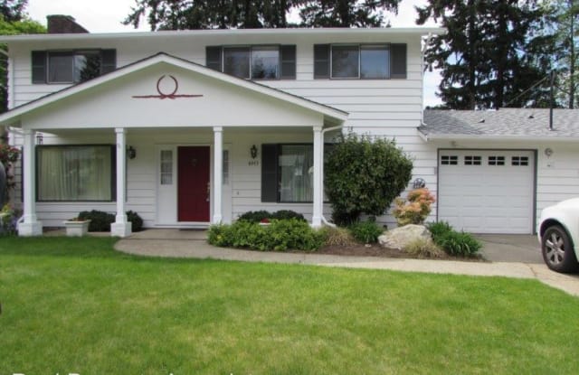 8443 NE 138th Street - 8443 Northeast 138th Street, Kirkland, WA 98034