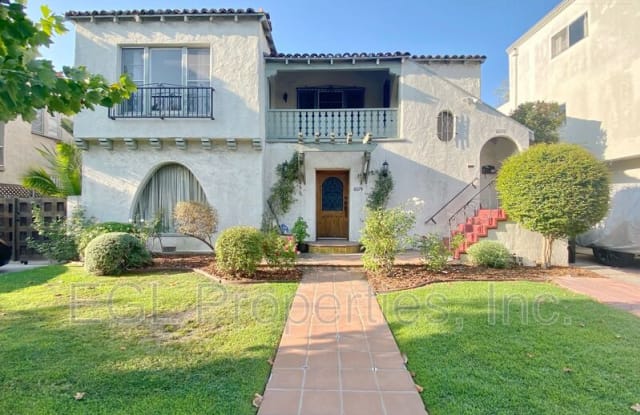 6076 Cashio Street - 6076 Cashio Street, Los Angeles, CA 90035