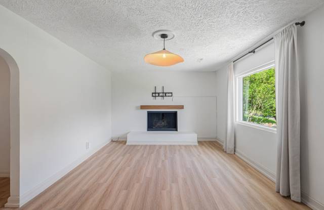 2531 Keystone Avenue Gallery 4