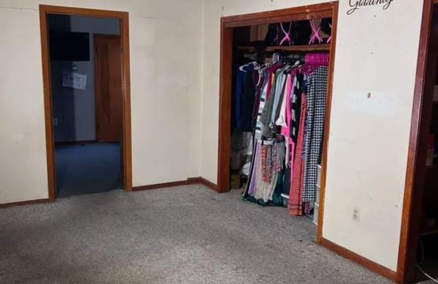 4 bedrooms 1.5 baths photos photos