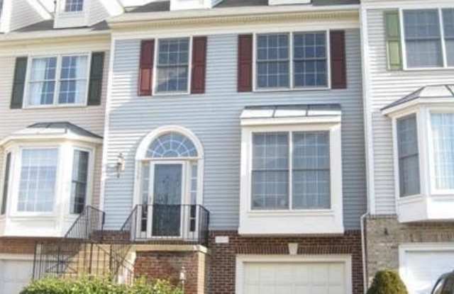 7059 KINGS MANOR DRIVE photos photos