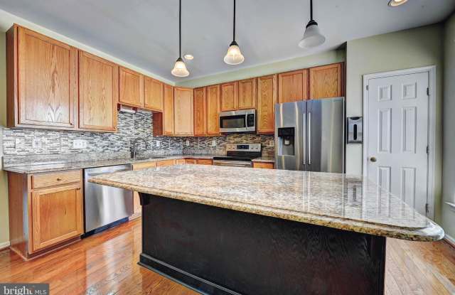 44134 PAGET TERRACE Gallery 3