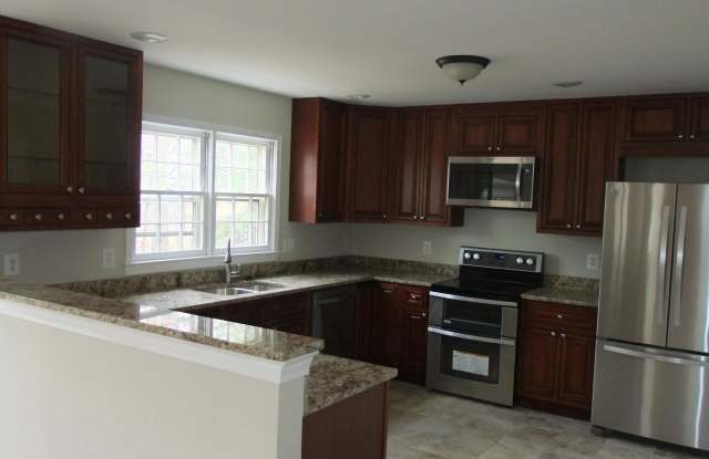 8489 SILVERVIEW DRIVE Gallery 3