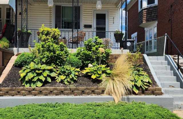 212 W 6TH AVENUE - 212 West 6th Avenue, Conshohocken, PA 19428