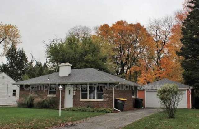 506 Chester Avenue - 506 Chester Avenue, Valparaiso, IN 46383