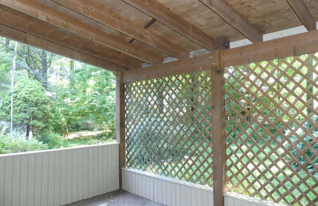 8632 CROMWELL DRIVE Gallery 3