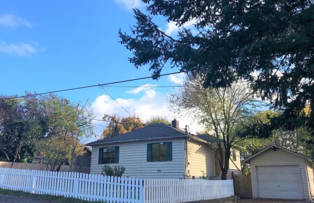 4135 W E Street - 4135 West D Street, Navy Yard City, WA 98312
