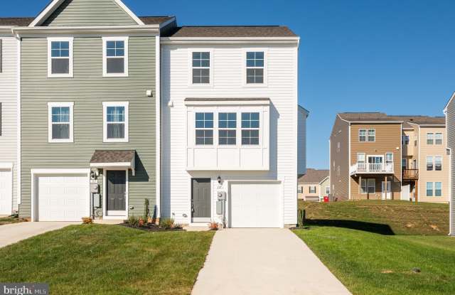115 TUXFORD ROAD - 115 Tuxford Road, Berkeley County, WV 25419