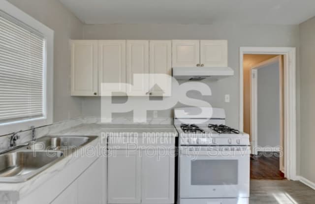 2821 Palm Dr - 2821 Palm Drive, East Point, GA 30344
