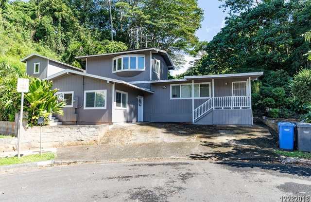 AVAILABLE JUNE 25th. Pet friendly, 3-bdrm, 2-bath duplex home in Pacific Palisades (Pearl City) photos photos