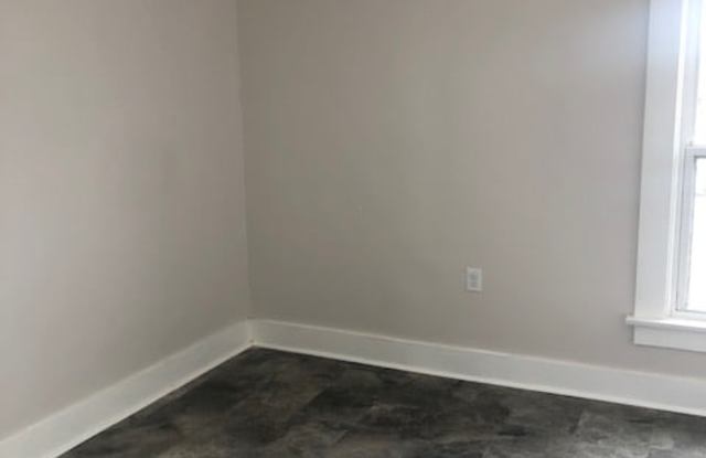 295 East Ash Street - B Gallery 3
