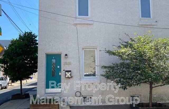 2535 Webb St photos photos
