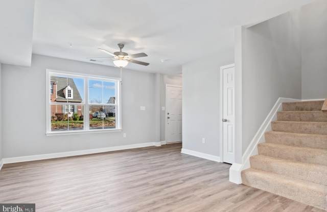 504 WHEATLEY Drive Gallery 4
