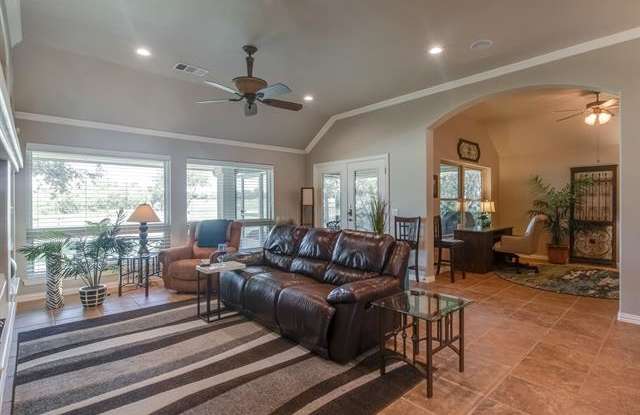 11112 Southerland Drive - 11112 Southerland Drive, Denton, TX 76207