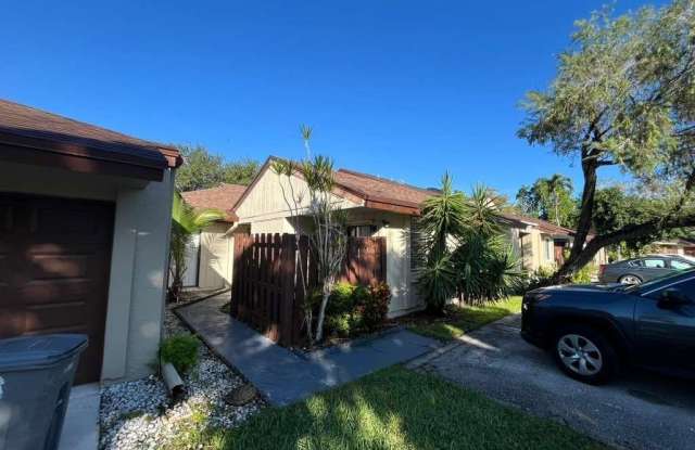 22517 Vistawood Way - 22517 Vistawood Way, Palm Beach County, FL 33428