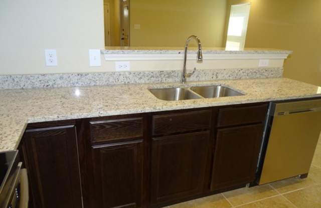 6414 Luglio Lane #104, San Antonio, TX. 78244 - 6414 Luglio Lane, San Antonio, TX 78233