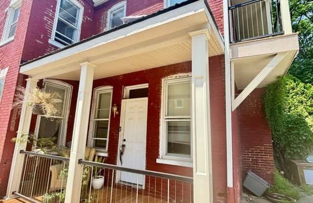 521 E. Strawberry St. photos photos