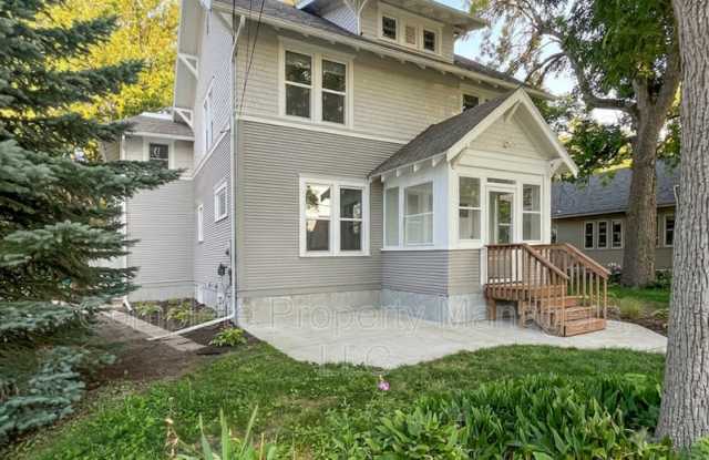 711 Clausen Avenue Gallery 1