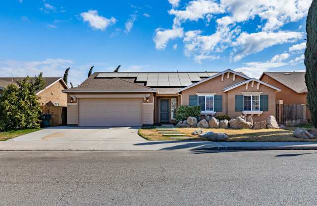 Modern  Spacious Fresno Rental – Ideal 4BR/2BA Home with SOLAR photos photos