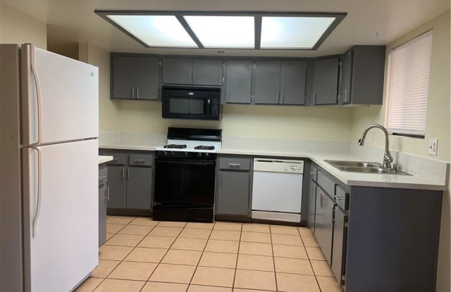 5266 Lisagayle Court - 5266 Lisagayle Court, Spring Valley, NV 89103