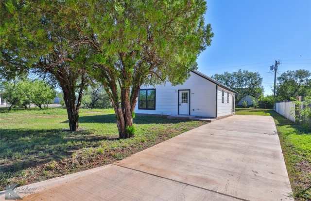 2149 Lillius Street - 2149 Lillius Street, Abilene, TX 79603 2149 Lillius Street - 2149 Lillius Street, Abilene, TX 79603