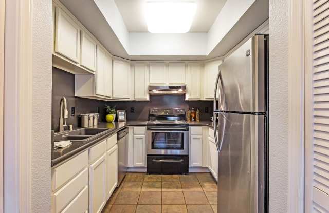 Gorgeous Spacious TownHome in Downtown Mountain View: Three Bedrooms, Two and Half Bathrooms - 346 Bryant Street, Mountain View, CA 94041