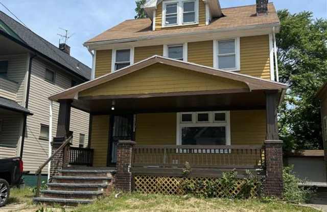 Beautiful two-story - 11501 Continental Avenue, Cleveland, OH 44120