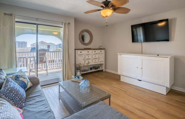 SHORT TERM ONLY Spend early spring at the Beach! - 200 Lake Park Boulevard South, Carolina Beach, NC 28428