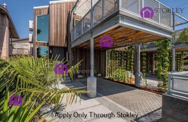 106 Surfside Avenue Gallery 2