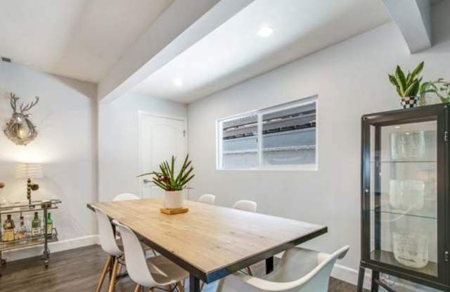 Now Leasing – 812 Merwin - SilverLake House Gallery 4