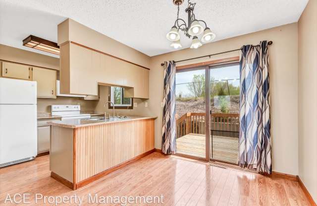 625 Fairmont Place Gallery 4