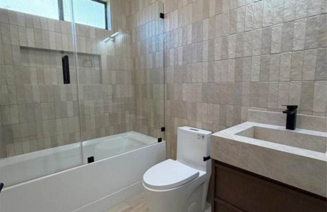 13720 Collins Street Gallery 2