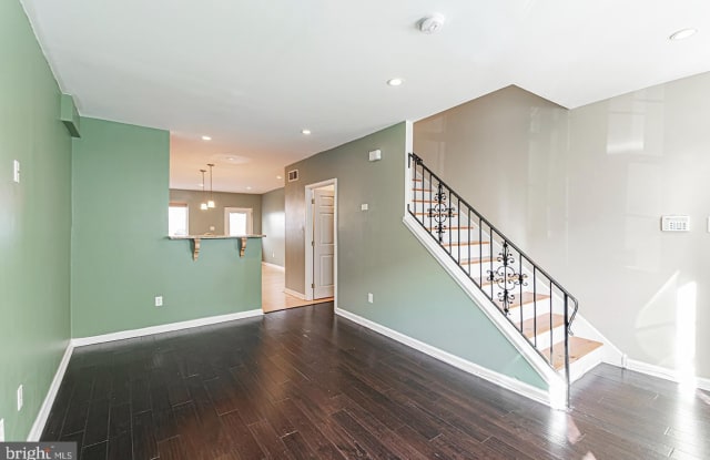 1004 S CHADWICK STREET - 1004 South Chadwick Street, Philadelphia, PA 19146
