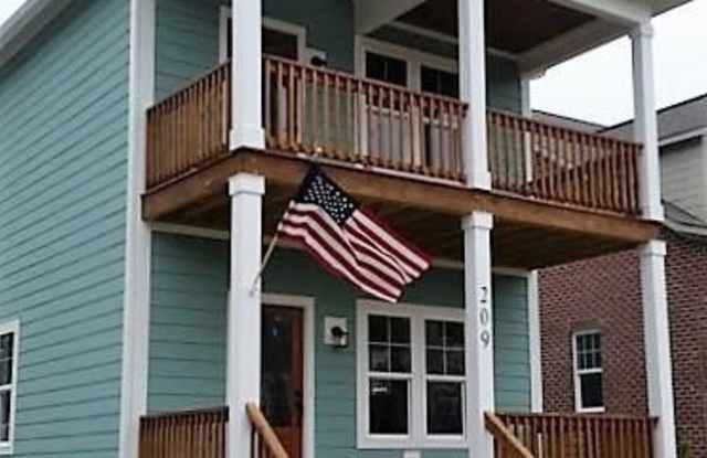 209 Springwood Way photos photos