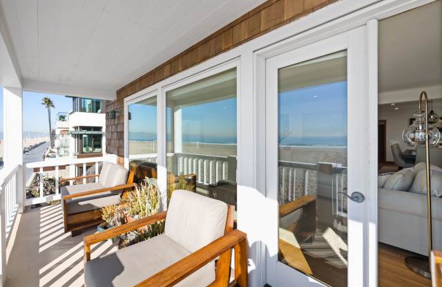 3205 The Strand - 3205 The Strand, Hermosa Beach, CA 90254