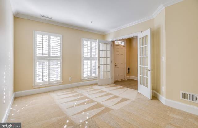 1760 POTOMAC GREENS DRIVE Gallery 4