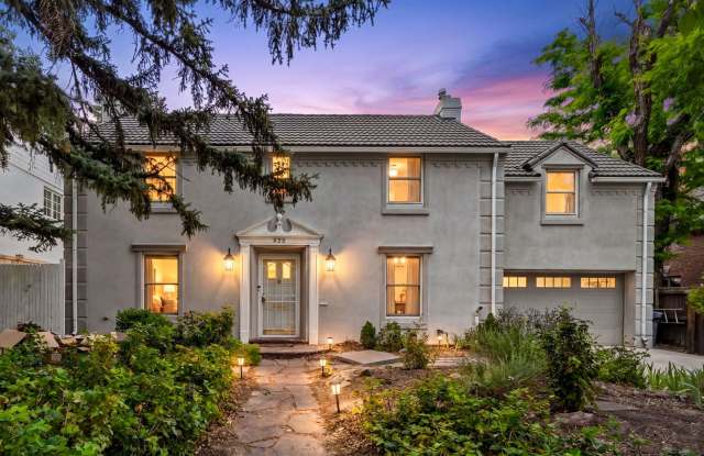 Charming 4BD, 5BA East Denver Home Near 9th & CO photos photos