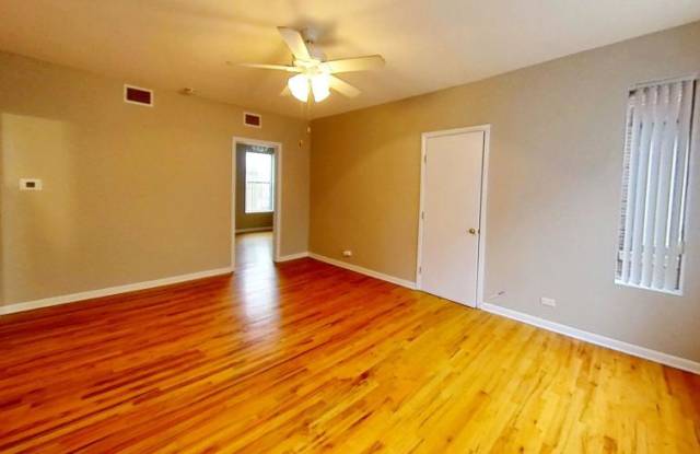 1437 W Balmoral Ave photos photos