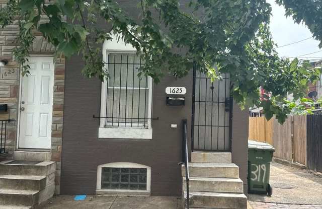 Three Bedroom house in Baltimore photos photos