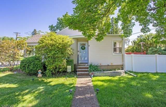 2 Glen Ave photos photos