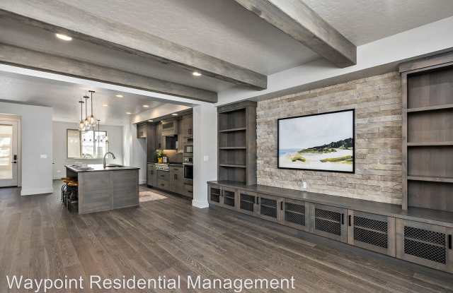 4417 Parkcenter Blvd - 4417 E Parkcenter Blvd, Boise County, ID 83716